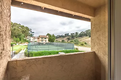 8278 Gilman Dr #34, La Jolla, CA 92037 photo 17