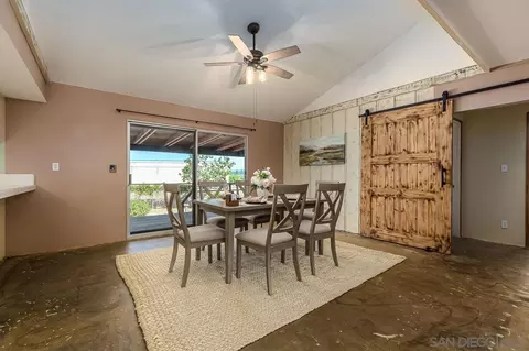 192 Del Sureno, Fallbrook, CA 92028 photo 4
