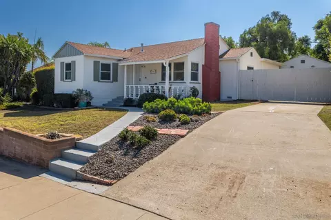 3151 Meadow Grove Dr, San Diego, CA 92110