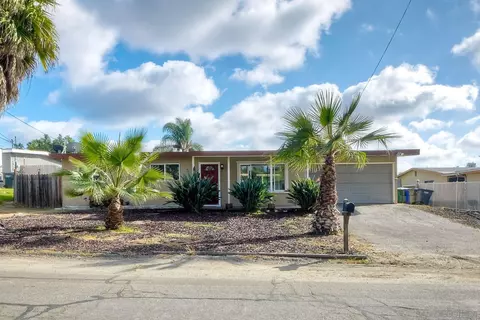 1220 Bluegrass Rd, Vista, CA 92083