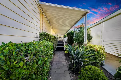 7467 Mission Gorge Rd #SPC 291, Santee, CA 92071
