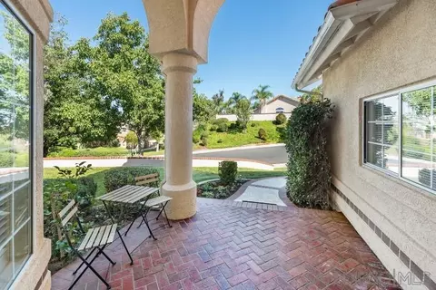 31695 Paseo Goleta, Temecula, CA 92592 photo 3