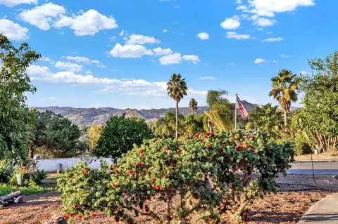 2585 Reed Rd, Escondido, CA 92027 photo 41