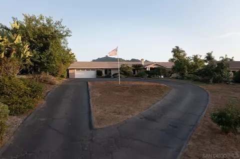 2585 Reed Rd, Escondido, CA 92027 photo 38