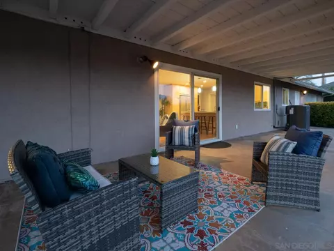 2585 Reed Rd, Escondido, CA 92027 photo 37