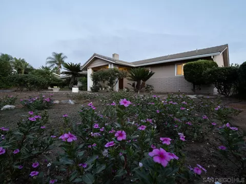 2585 Reed Rd, Escondido, CA 92027 photo 34