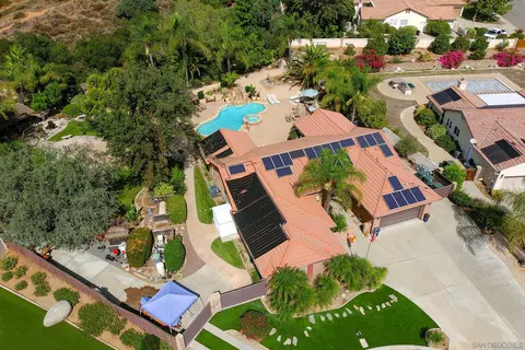 23420 Nightsky Rd, Ramona, CA 92065 photo 2