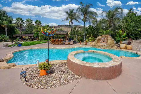 23420 Nightsky Rd, Ramona, CA 92065 photo 5