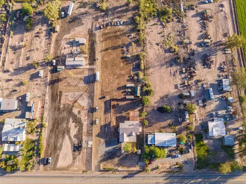 565 E Worthington Rd, Imperial, CA 92251 photo 9