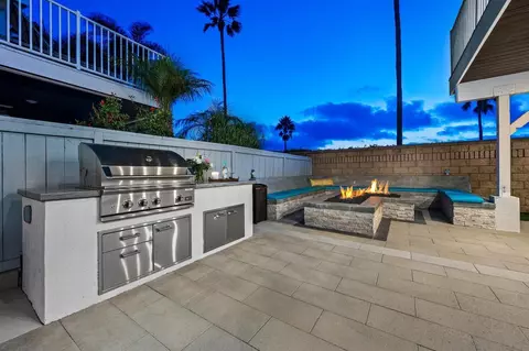 6911 Tradewinds Dr, Carlsbad, CA 92011 photo 12
