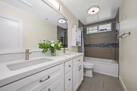 6911 Tradewinds Dr, Carlsbad, CA 92011 photo 41