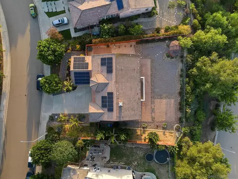 624 Ridgemont Cir, Escondido, CA 92027 photo 3