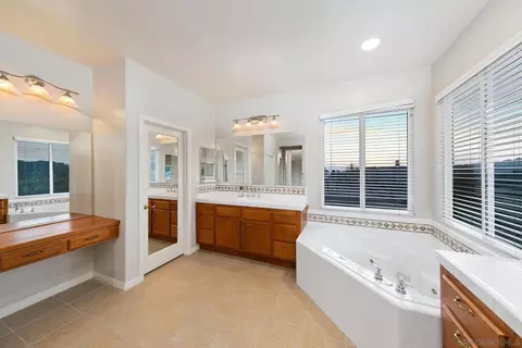 624 Ridgemont Cir, Escondido, CA 92027 photo 37