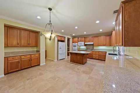 624 Ridgemont Cir, Escondido, CA 92027 photo 18