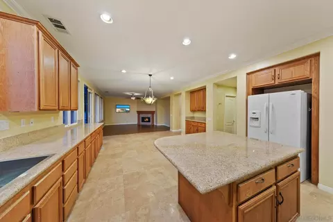 624 Ridgemont Cir, Escondido, CA 92027 photo 22