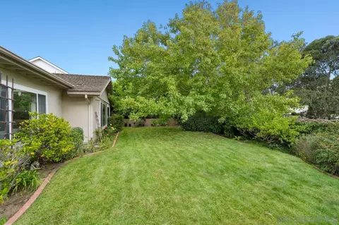 8383 Cliffridge Ln, La Jolla, CA 92037 photo 42