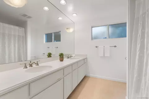 8383 Cliffridge Ln, La Jolla, CA 92037 photo 35