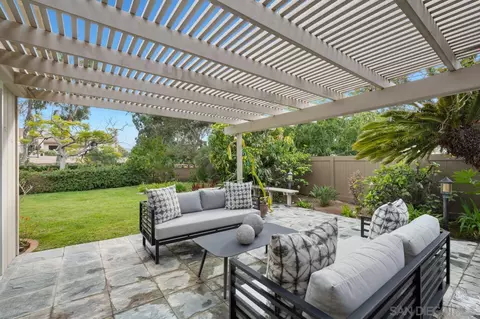 8383 Cliffridge Ln, La Jolla, CA 92037 photo 37