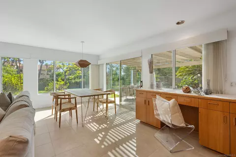 8383 Cliffridge Ln, La Jolla, CA 92037 photo 25