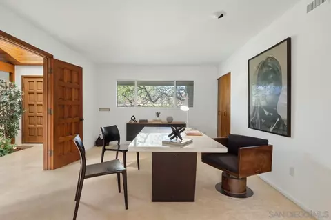 8383 Cliffridge Ln, La Jolla, CA 92037 photo 14
