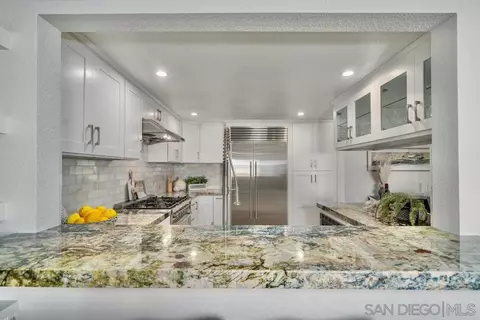 82 Montego Ct, Coronado, CA 92118 photo 15