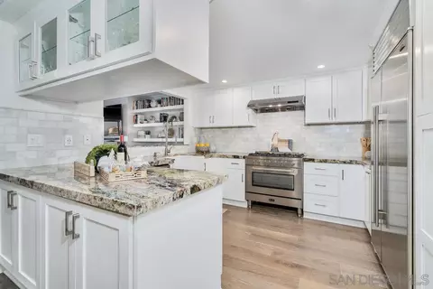 82 Montego Ct, Coronado, CA 92118 photo 9