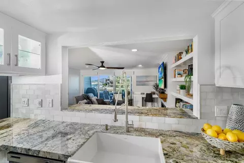82 Montego Ct, Coronado, CA 92118 photo 14