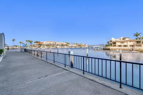 82 Montego Ct, Coronado, CA 92118 photo 39