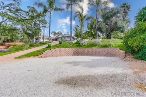 1839 Kent, Vista, CA 92084