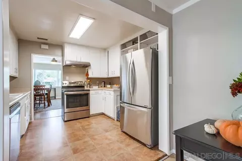 324 E 9th Ave, Escondido, CA 92025 photo 16
