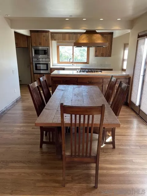3233 Fair Oaks Ln, Spring Valley, CA 91978 photo 11