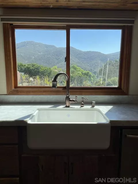 3233 Fair Oaks Ln, Spring Valley, CA 91978 photo 21