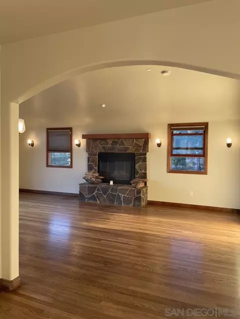 3233 Fair Oaks Ln, Spring Valley, CA 91978 photo 10