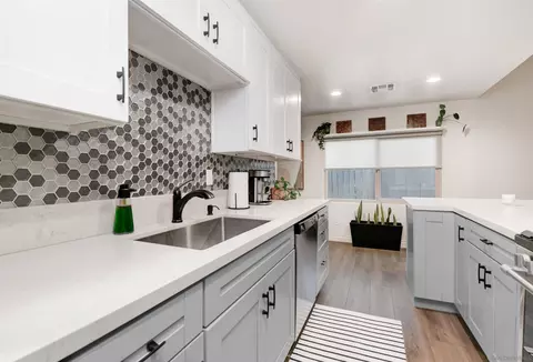 10351 Woodpark Dr, Santee, CA 92071 photo 7