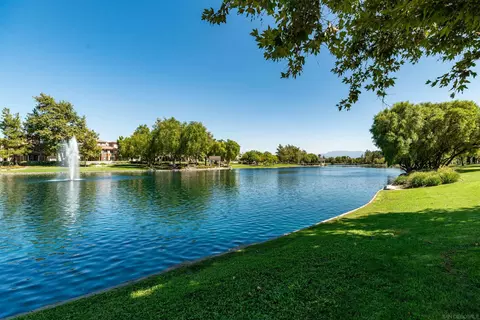 40331 Bellevue Dr, Temecula, CA 92591 photo 2