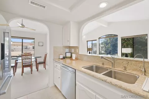 7757 Eads Ave #B1, La Jolla, CA 92037 photo 11