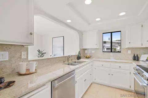 7757 Eads Ave #B1, La Jolla, CA 92037 photo 9