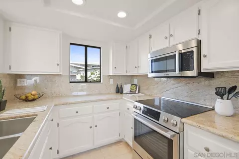 7757 Eads Ave #B1, La Jolla, CA 92037 photo 10