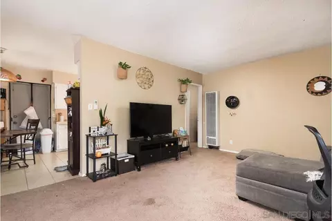8904 Lamar, Spring Valley, CA 91977 photo 7