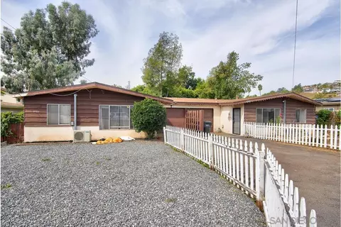 8904 Lamar, Spring Valley, CA 91977 photo 2