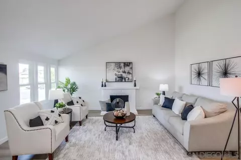 10931 Chantilly Ct, Santee, CA 92071 photo 3