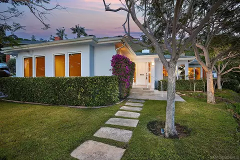 6145 Waverly Ave, La Jolla, CA 92037 photo 9