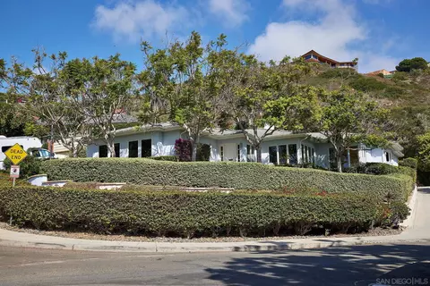 6145 Waverly Ave, La Jolla, CA 92037 photo 3