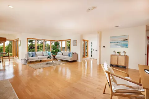 6145 Waverly Ave, La Jolla, CA 92037 photo 27
