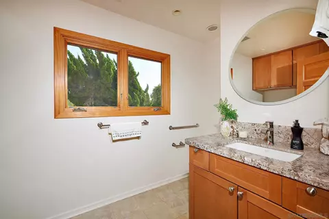 6145 Waverly Ave, La Jolla, CA 92037 photo 40