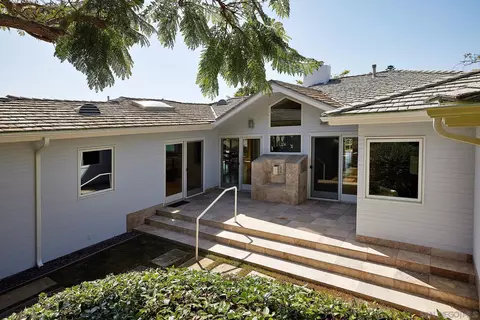 6145 Waverly Ave, La Jolla, CA 92037 photo 53