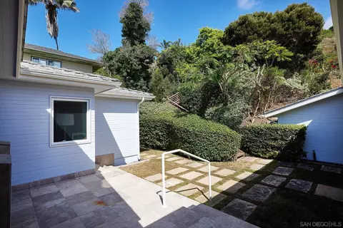 6145 Waverly Ave, La Jolla, CA 92037 photo 54