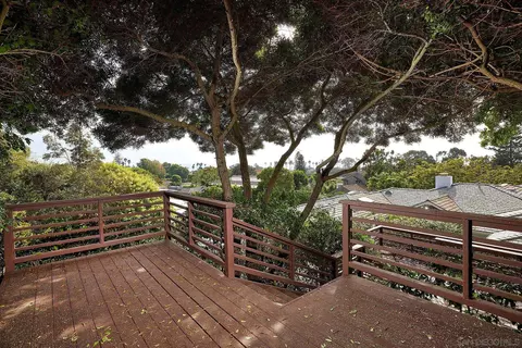 6145 Waverly Ave, La Jolla, CA 92037 photo 61