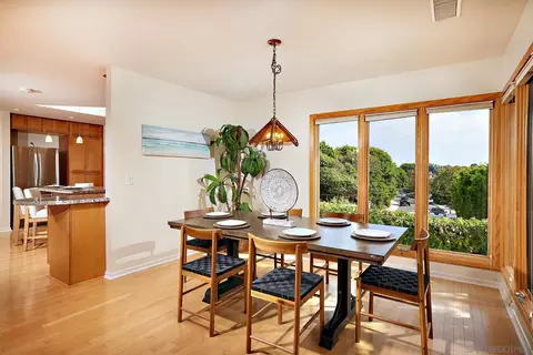 6145 Waverly Ave, La Jolla, CA 92037 photo 33