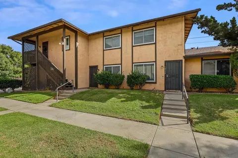 10338 Restful Ct, Santee, CA 92071